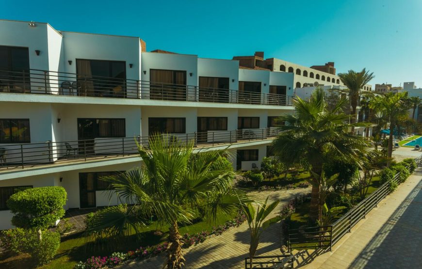 La Rosa Waves Resort Hurghada